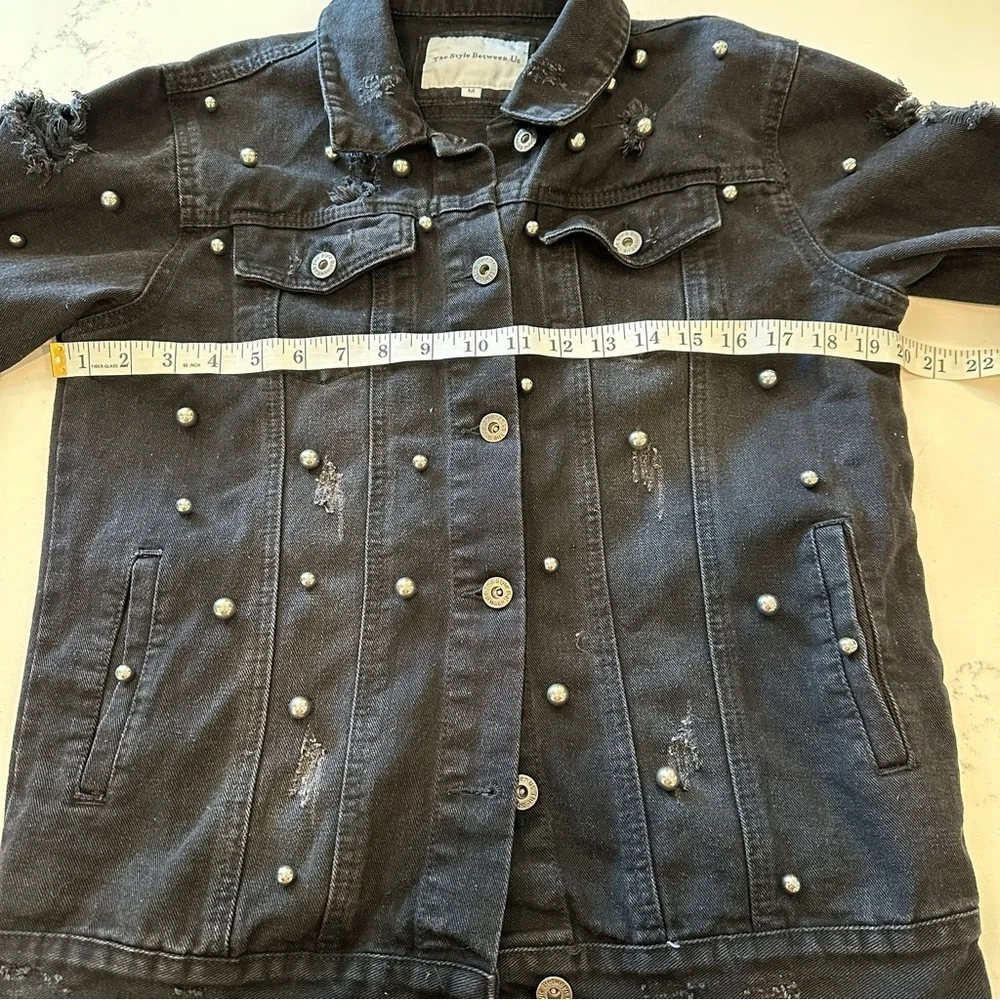 The Style Between Us Women's Black Denim Jacket with Stud Accents